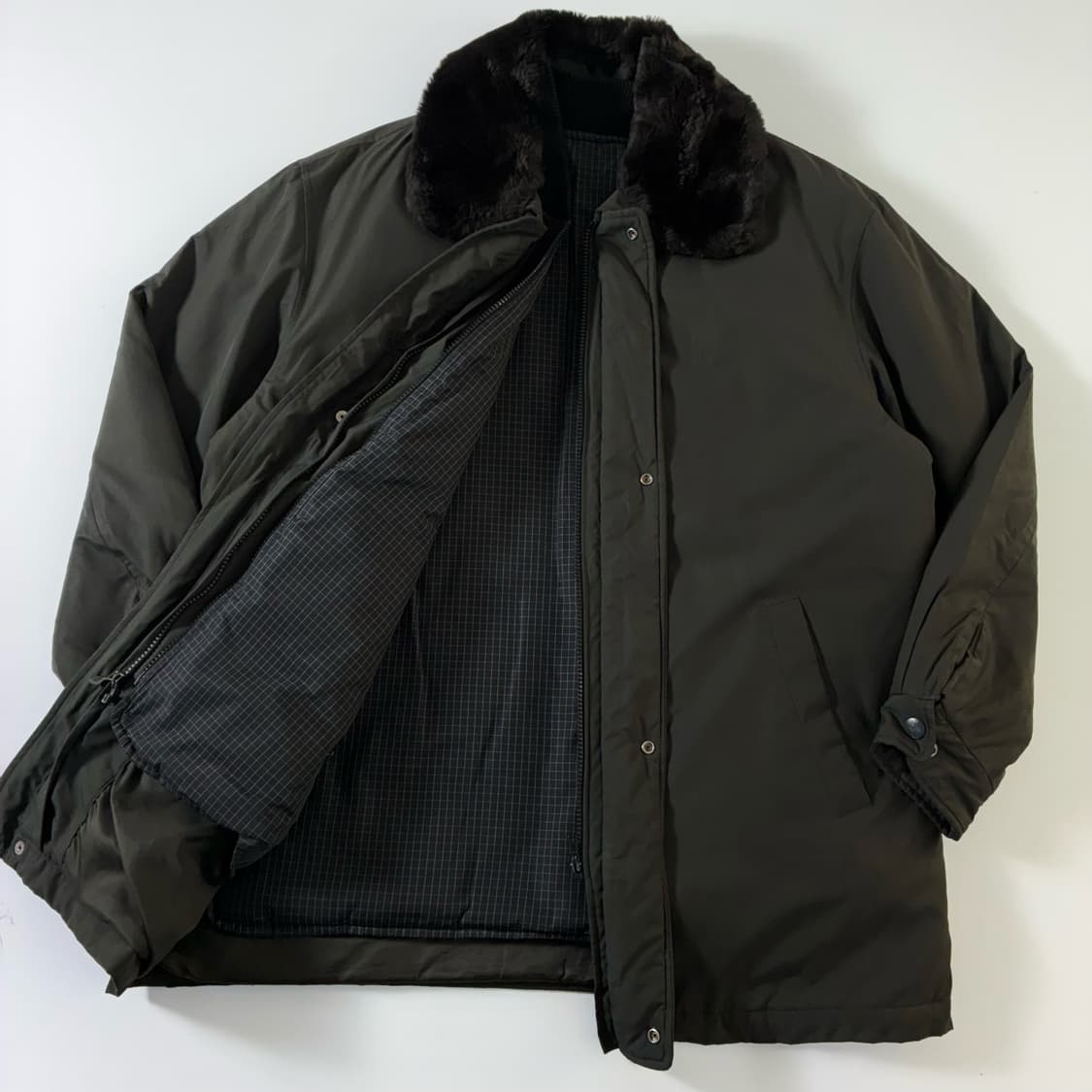 Yves Saint Laurent  입생로랑 카키 퍼카라 패디드 자켓  상품이미지1