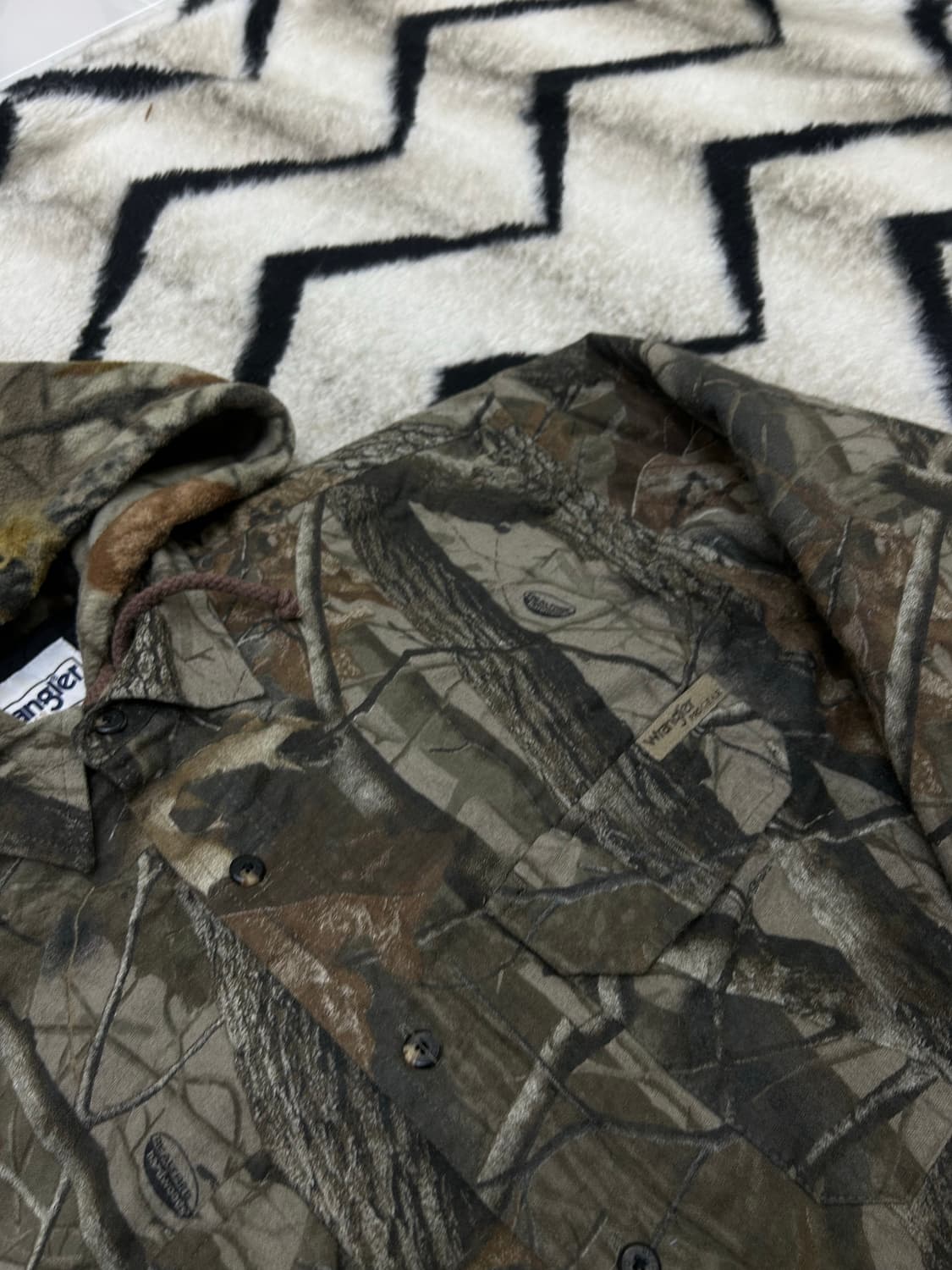 [실측XL]랭글러 리얼트리 후드 셔츠 자켓/안감퀄팅 상품이미지1