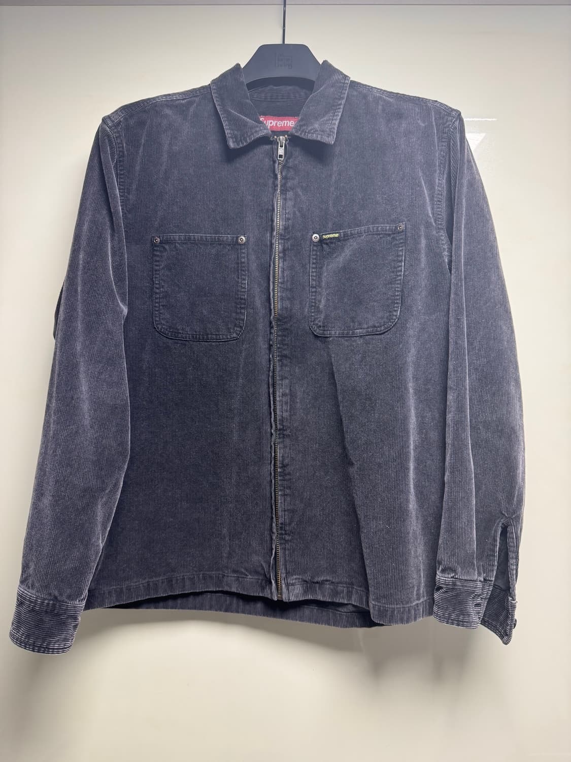 슈프림 워시드 코듀로이 집업 셔츠 블랙 - 24SS 상품이미지2