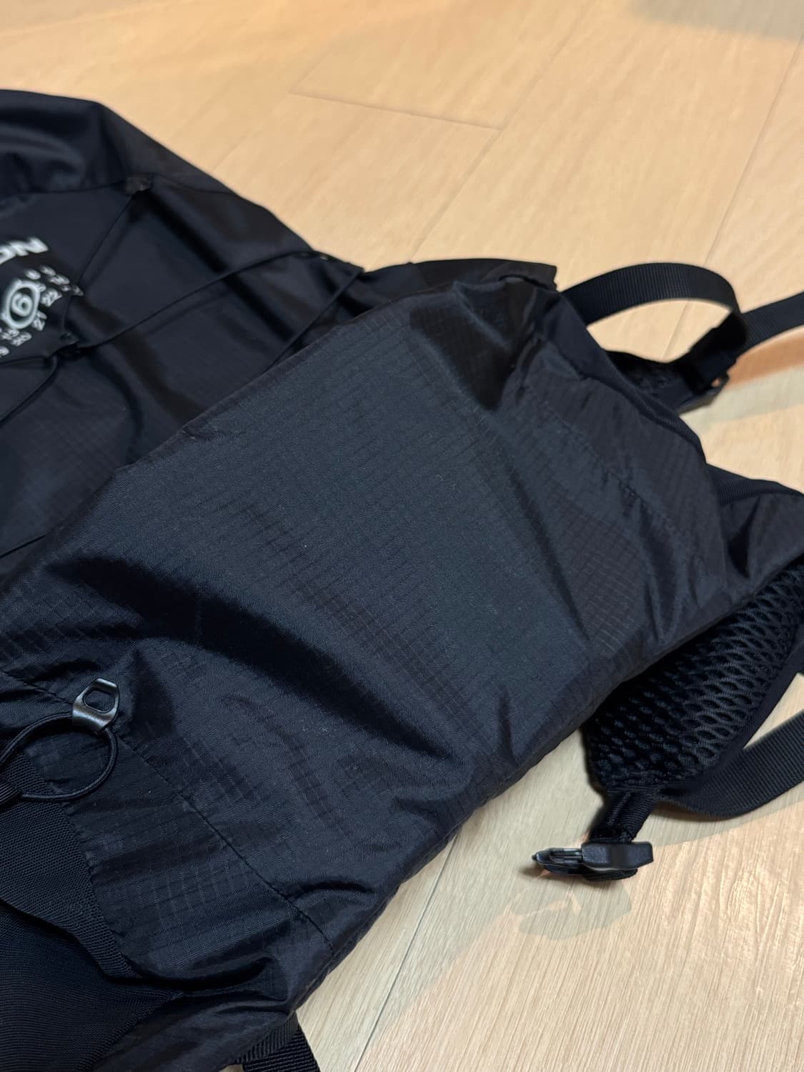 살로몬 x MM6 메종마르지엘라 XT-15 백팩 상품이미지4