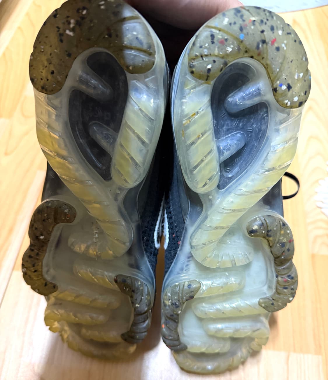 (정품)우먼 나이키 에어 베이퍼맥스 2021 플라이니트 블랙(235)중고 상품이미지9