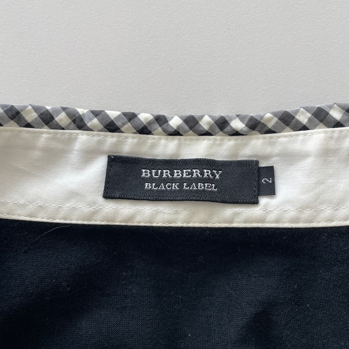 버버리 카라 체크 블랙 PK 반팔 티셔츠 상품이미지7