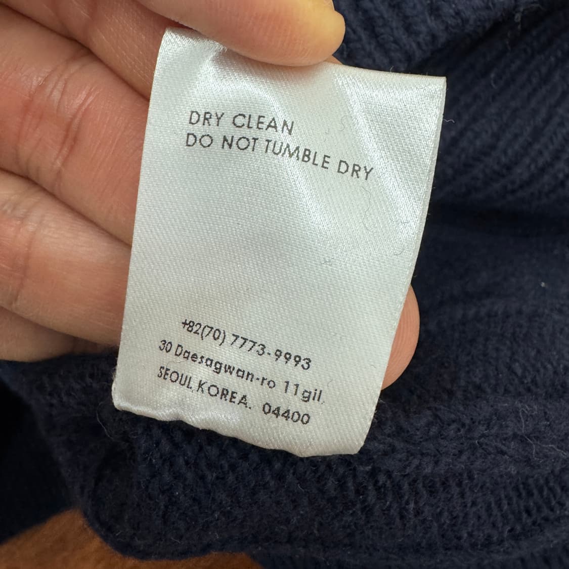 여성용 FREE 마르디메크르디 네이비 케이블 라운드 니트 상품이미지6