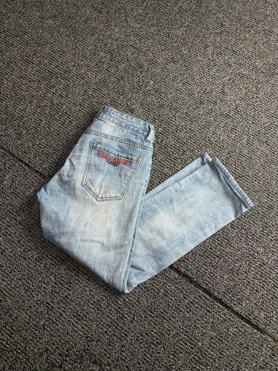 디스퀘어드2 리프드 디테일 디스트로이드 데님 팬츠 2659 상품이미지1