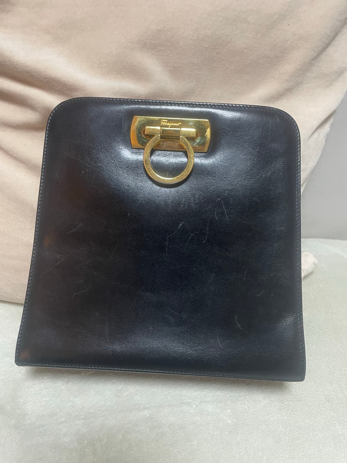 페라가모 간치니 체인 숄더백 블랙 상품이미지2