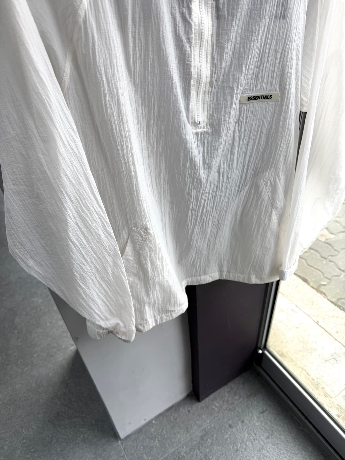 L/ 피어오브갓 에센셜 백로고 아노락 하프집업 상품이미지4