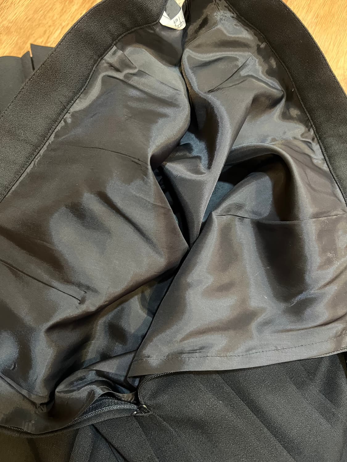 손석화 디자이너 부티크 여성 블랙 플리츠스커트 미디스커트  상품이미지5