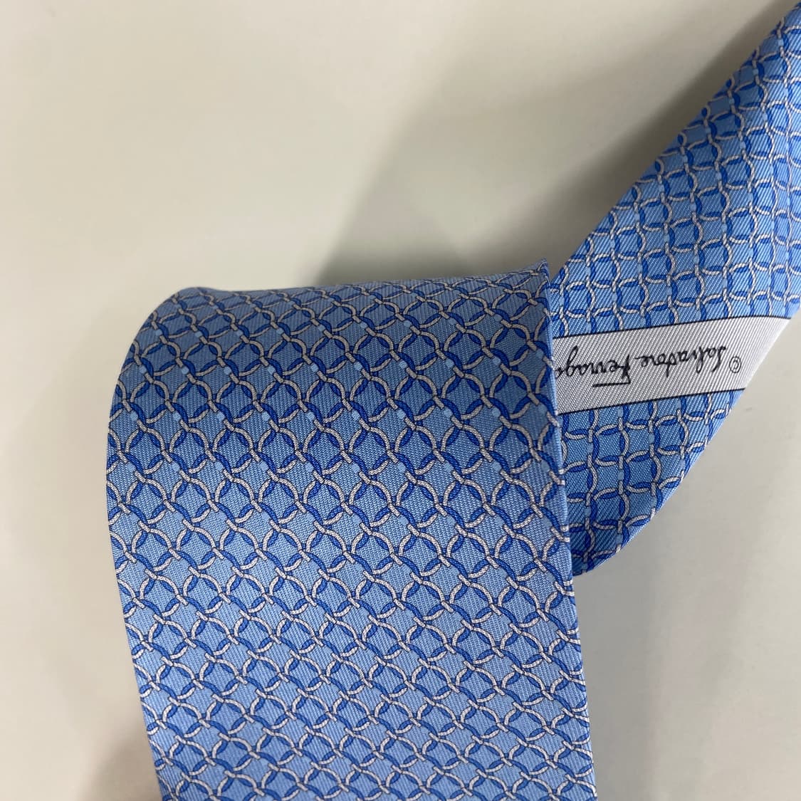 페레가모(Ferragamo) 명품 정품 넥타이 8.7cm 상품이미지7