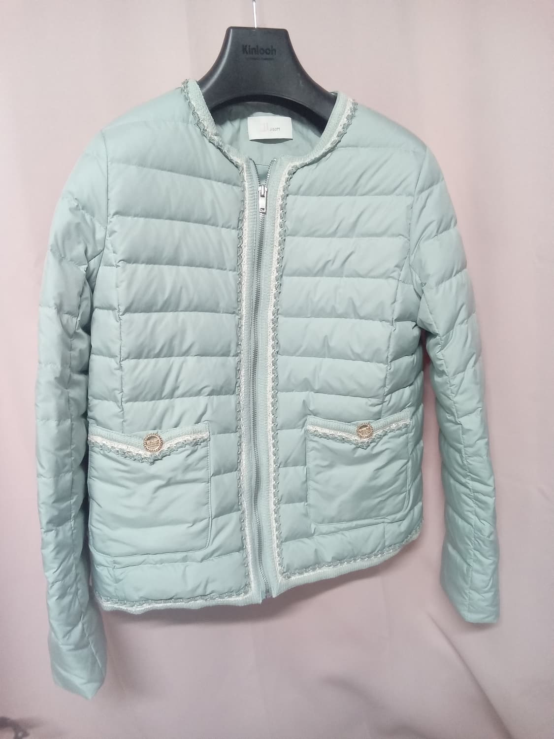 지고트 중경량 패딩 상품이미지1