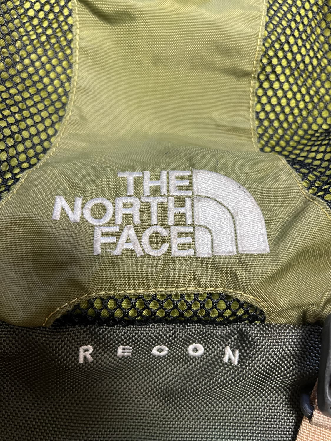 노스페이스 리콘 RECON 백팩 그린 OS 상품이미지3