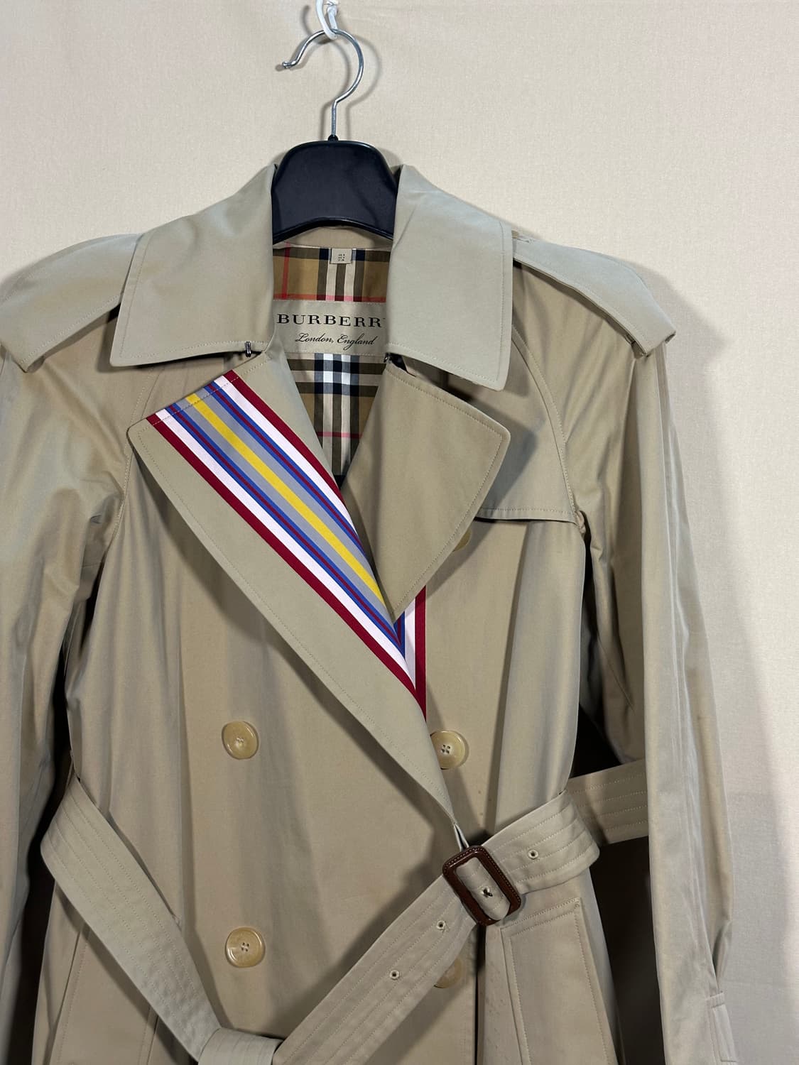 버버리 레인보우 더블 트렌치 코트 처분  상품이미지2
