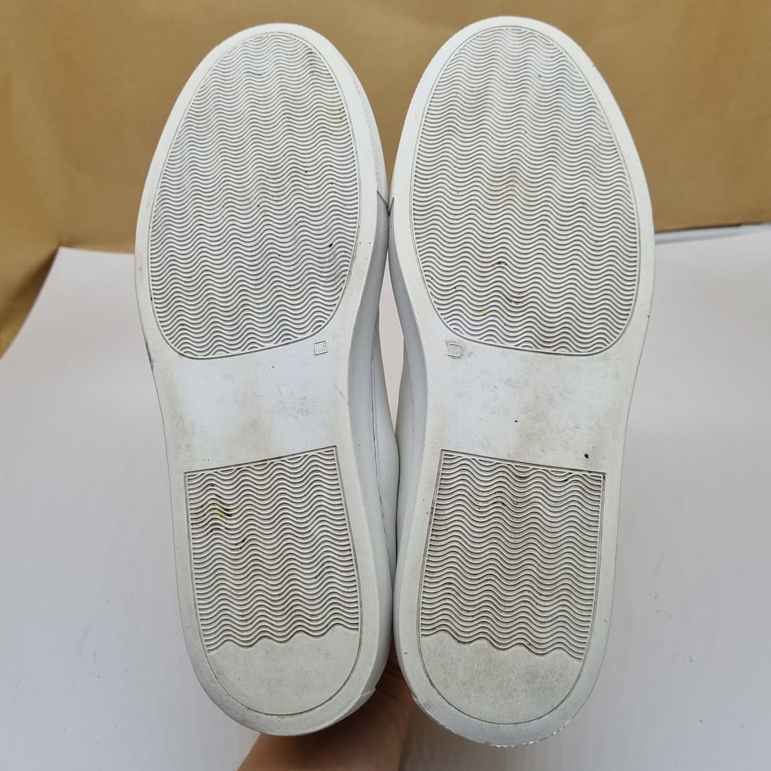 커먼프로젝트 남성스니커즈260. 상품이미지3