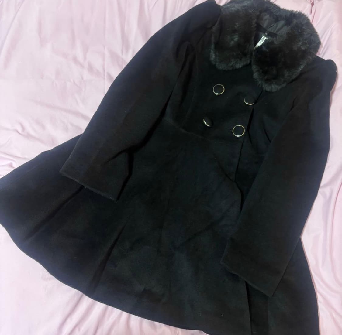 세실맥비 대장템 블랙 A라인 퍼카라 코트 오네갸루 쿠로갸루 상품이미지1