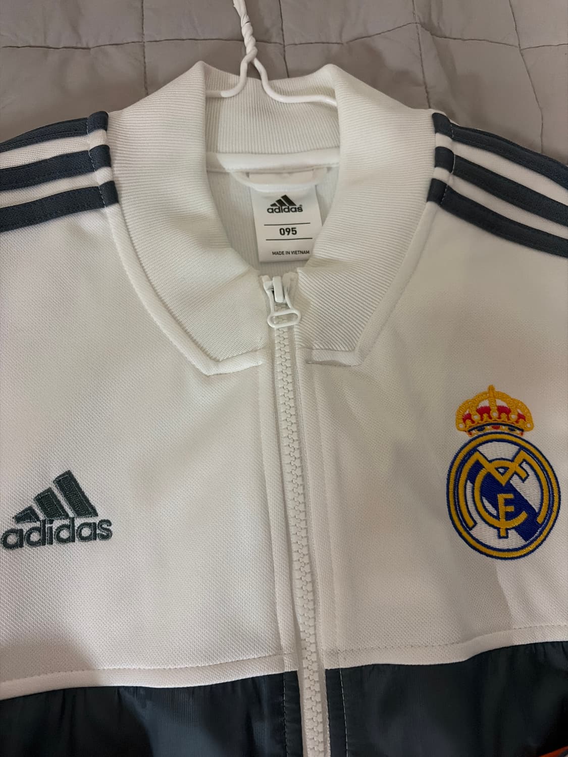 레알마드리드 트랙탑 cream 상품이미지2
