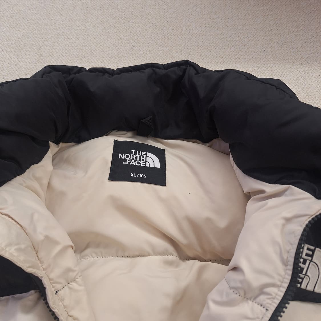 노스페이스  눕시패딩XL 상품이미지4