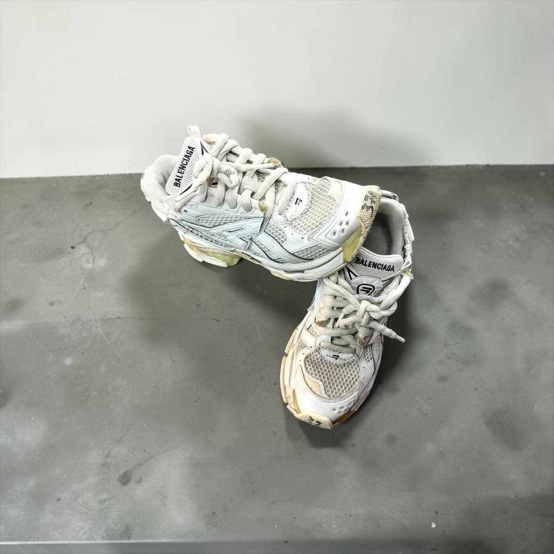 245/ 발렌시아가 뉴러너 스니커즈 상품이미지7