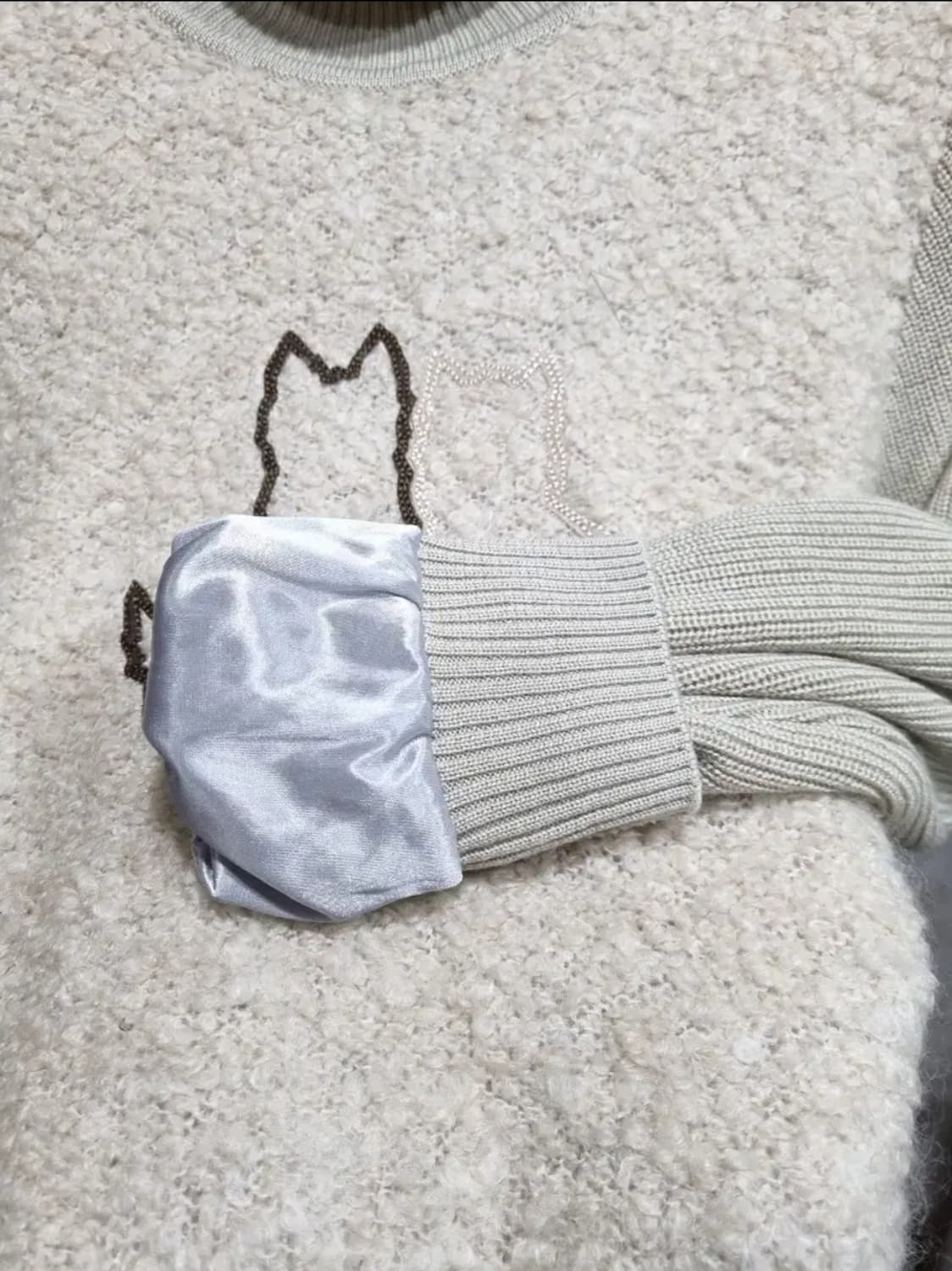 여성 90 L 블랙앤화이트 골프웨어 터틀넥 니트 긴팔 상품이미지3