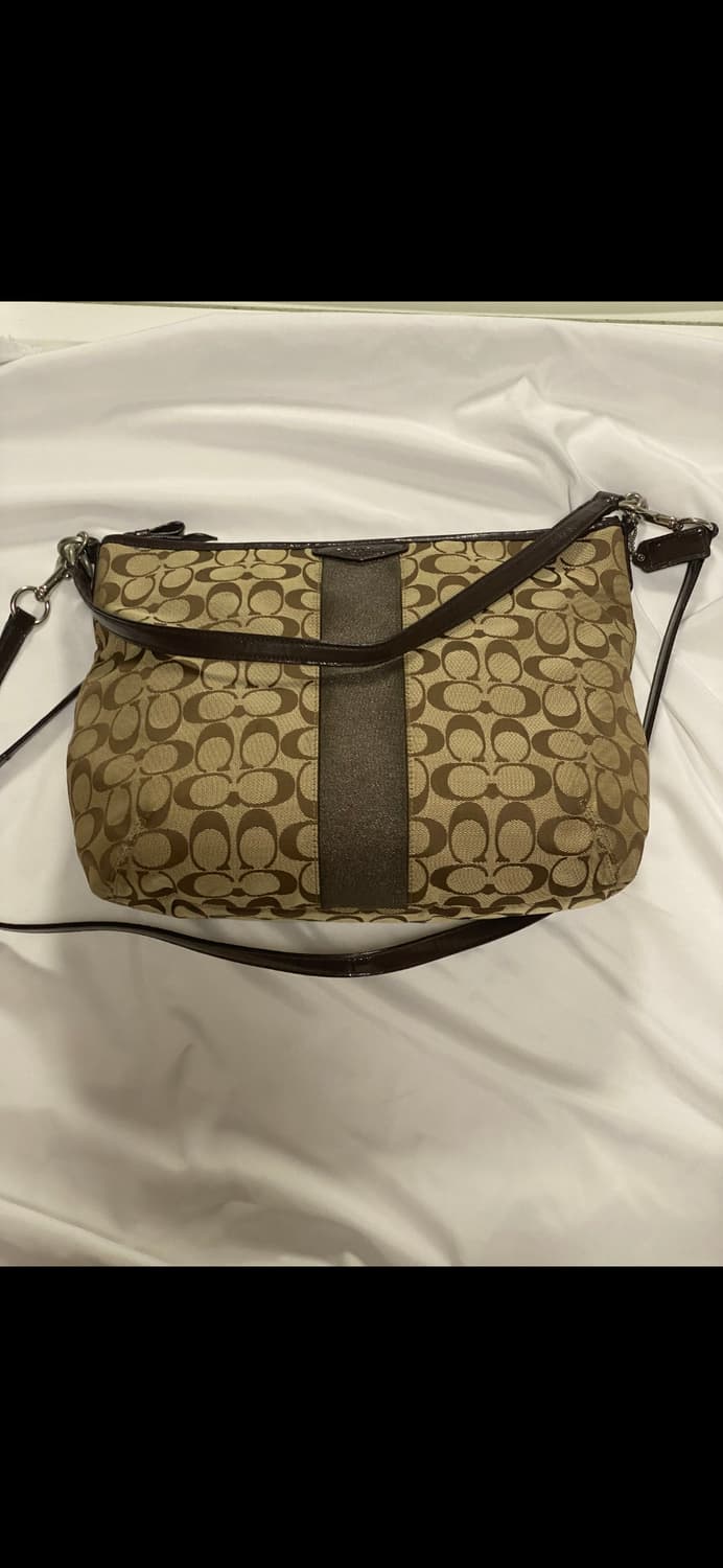 코치 시그니처 숄더백 호보백 상품이미지1