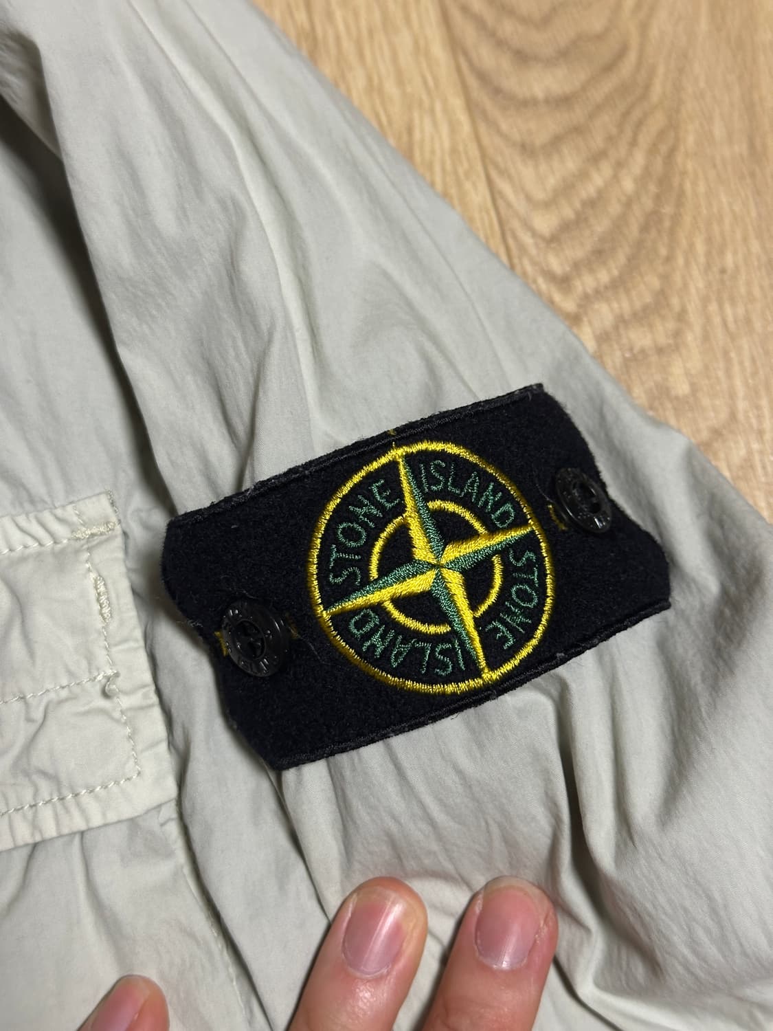 스톤아일랜드 나일론코튼 오버셔츠 자켓 라이트그레이 M 상품이미지3