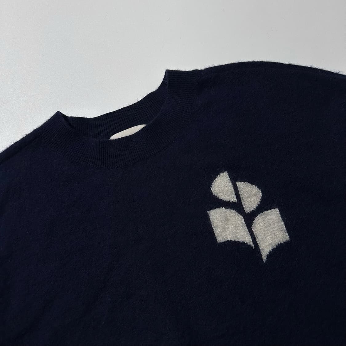 이자벨마랑 마리산스 로고 라운드 니트 상품이미지3