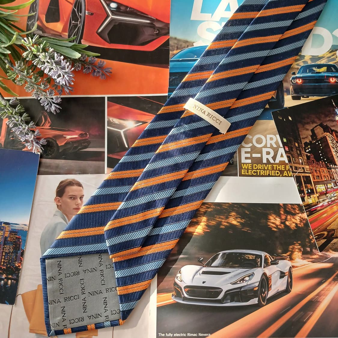 니나리치 스트라이프 실크 넥타이 9.6cm A+등급 A19011
 상품이미지4