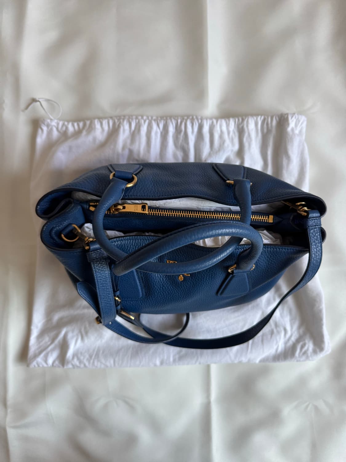 프라다 비텔로 다이노 레더 토트백 상품이미지2