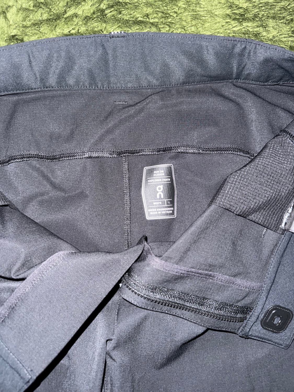 [L] ON Running 온러닝 익스플로러 테크니컬 팬츠 블랙 상품이미지4