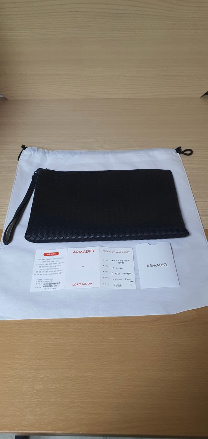 보테가베네타 클러치/클러치백 라지 정품S급(보증서O) 상품이미지1