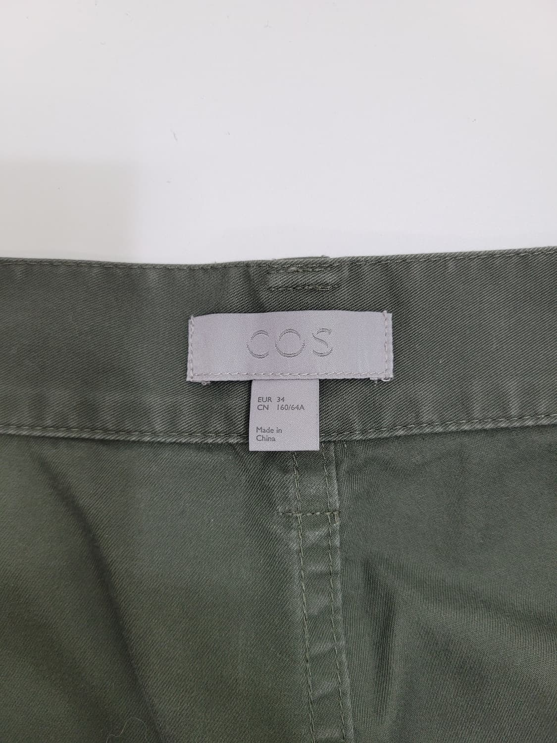 COS 코스 세미 배기핏 코튼 팬츠 / 여 160-64A 카키
 상품이미지8