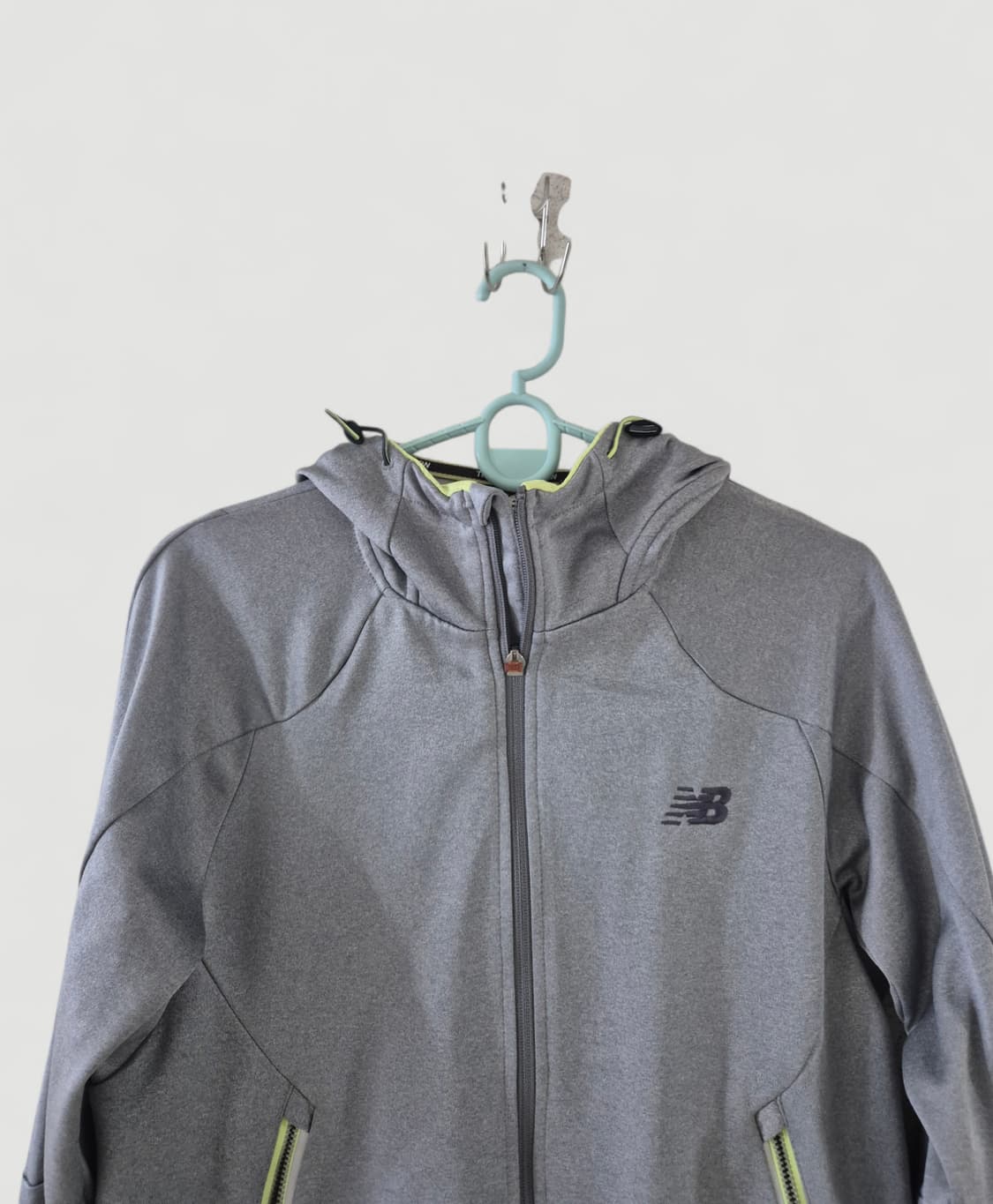 [90]뉴발란스 빈티지 트레이닝 후드자켓 Women 상품이미지1