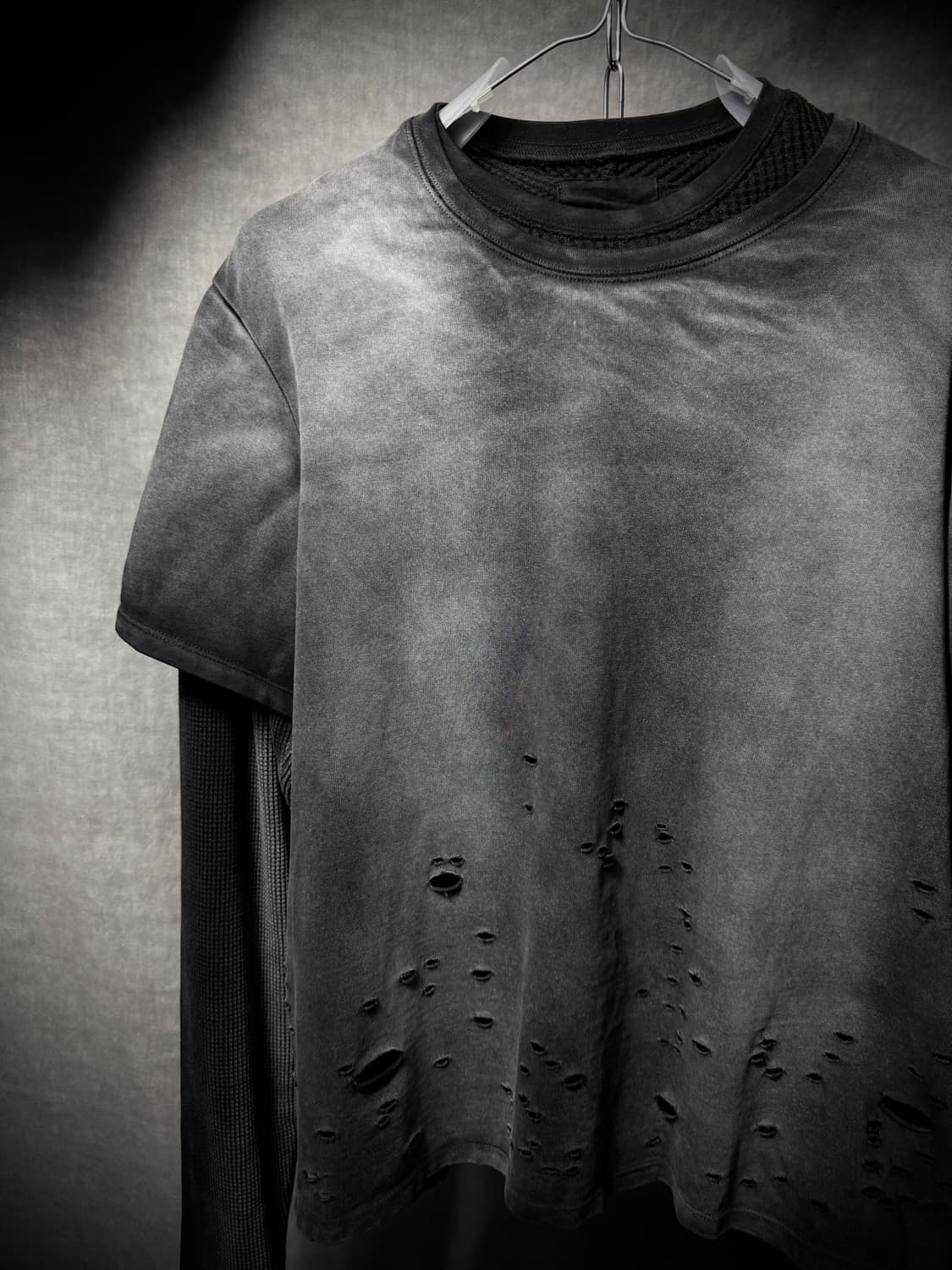 Filth Distressed Layered Long Sleeve  상품이미지2