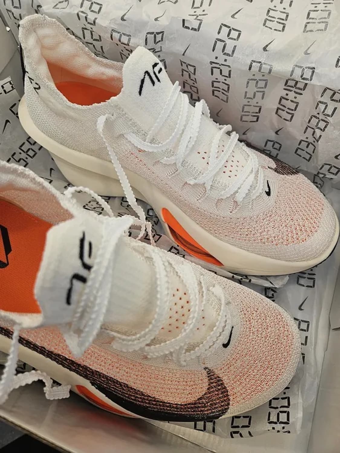 (W) 나이키 에어 줌 알파플라이 넥스트% 3 프로토 화이트 토탈 오렌지 상품이미지2