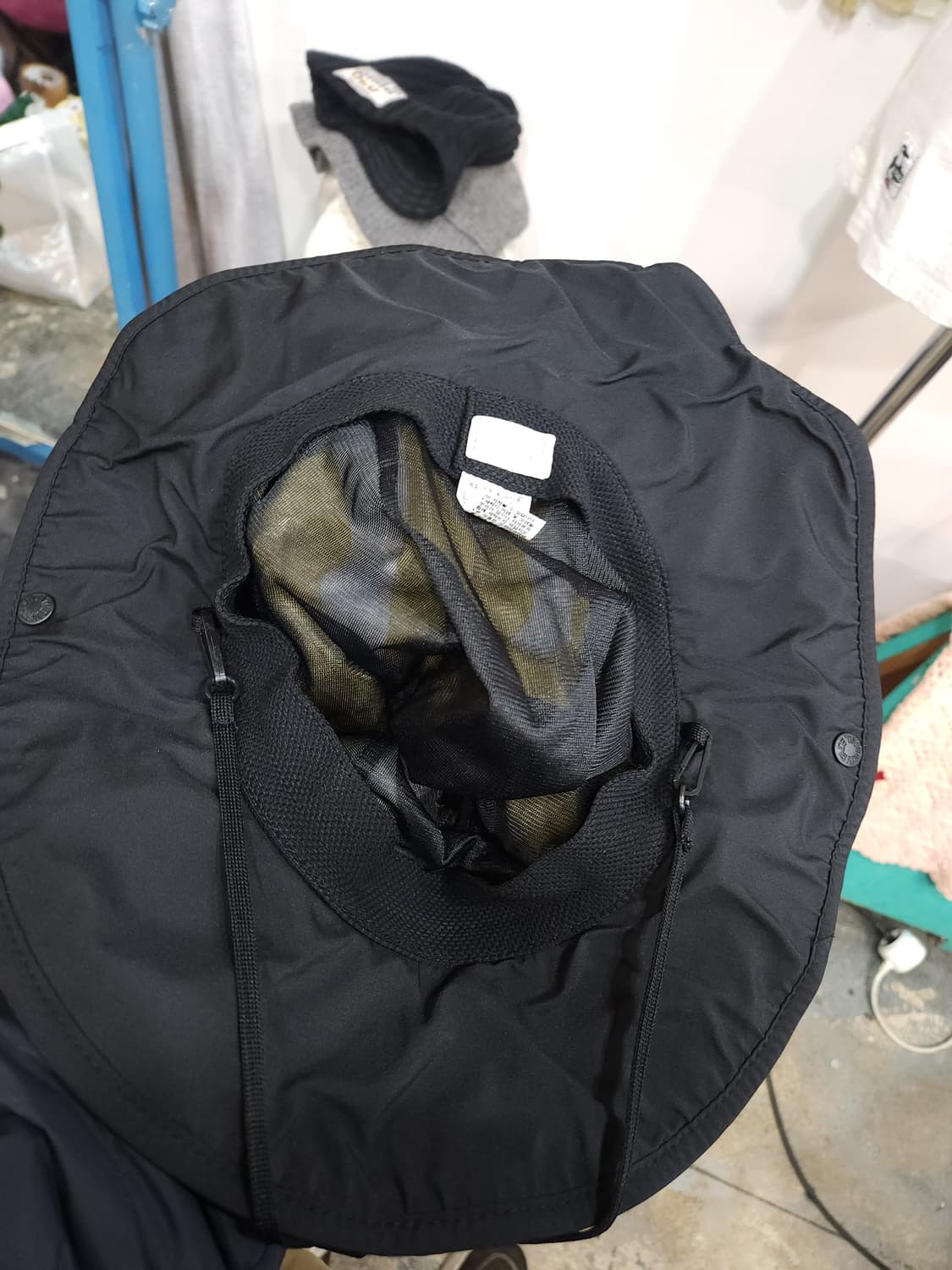 노스페이스 블랙 고어텍스 버킷햇

 상품이미지9