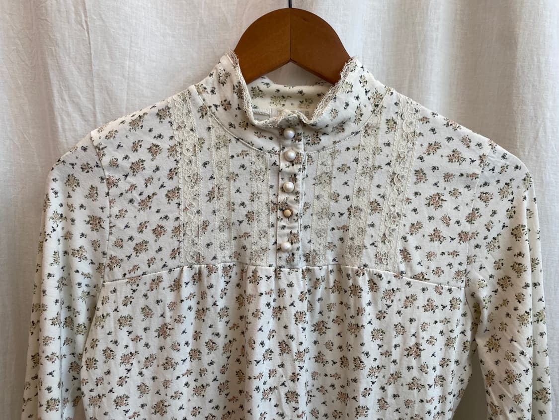 플라워패턴 하이넥탑(L) 상품이미지4