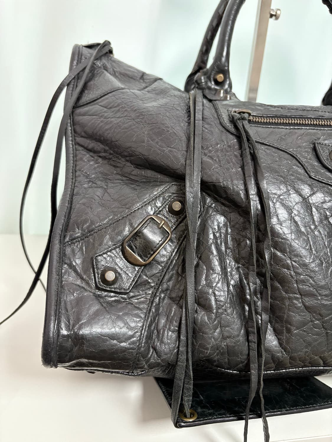 발렌시아가 워크 모터백 블랙 라지 상품이미지2