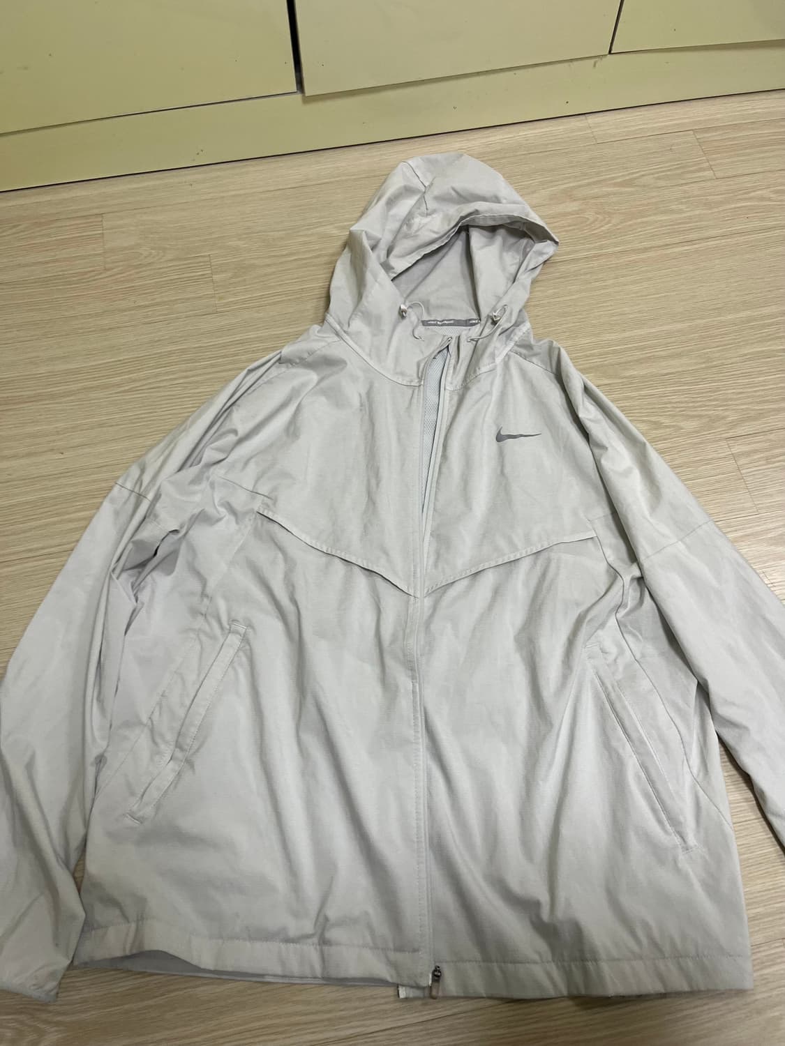 나이키 러닝 바람막이 화이트 xxl 상품이미지1