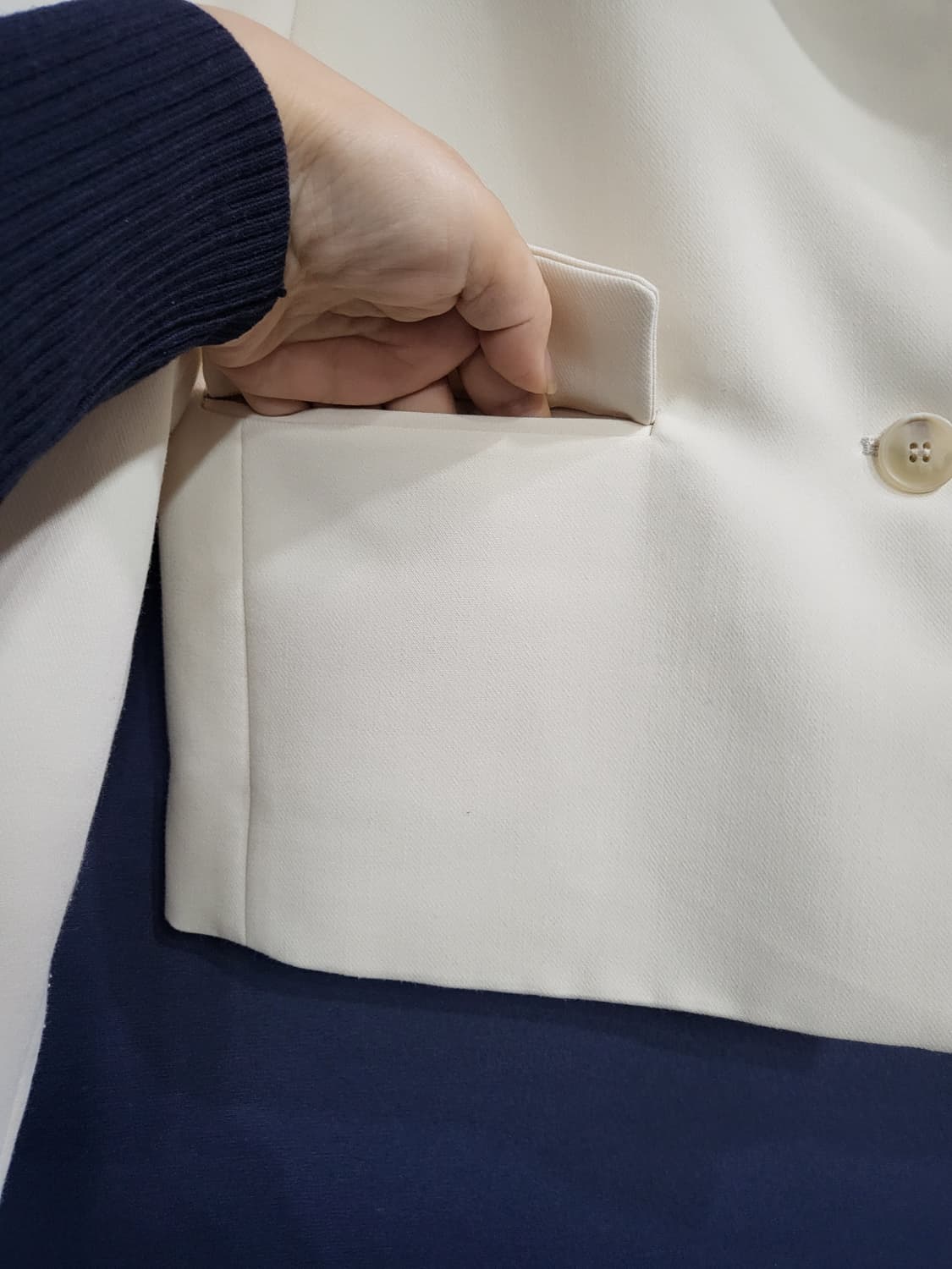 플라스틱아일랜드 크롭 원버튼 자겟 상품이미지3