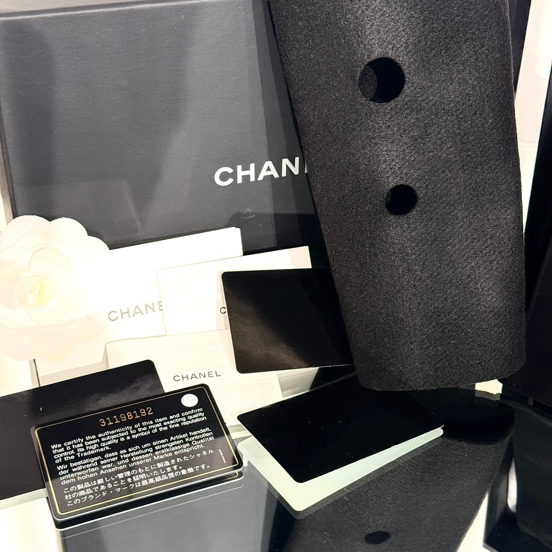 A+ / 샤넬 클래식 WOC 램스킨 골드 까멜리아 체인백 AP0250  상품이미지8