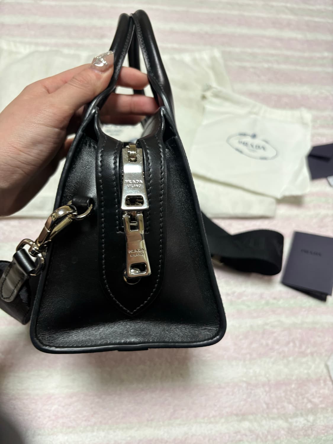 프라다 사피아노 탑 핸들 토트백/숄더백 1BA269 은장 이번주만 판매 상품이미지4