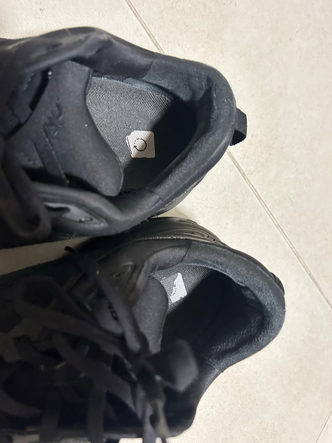 호카 본디8 블랙 265 상품이미지6