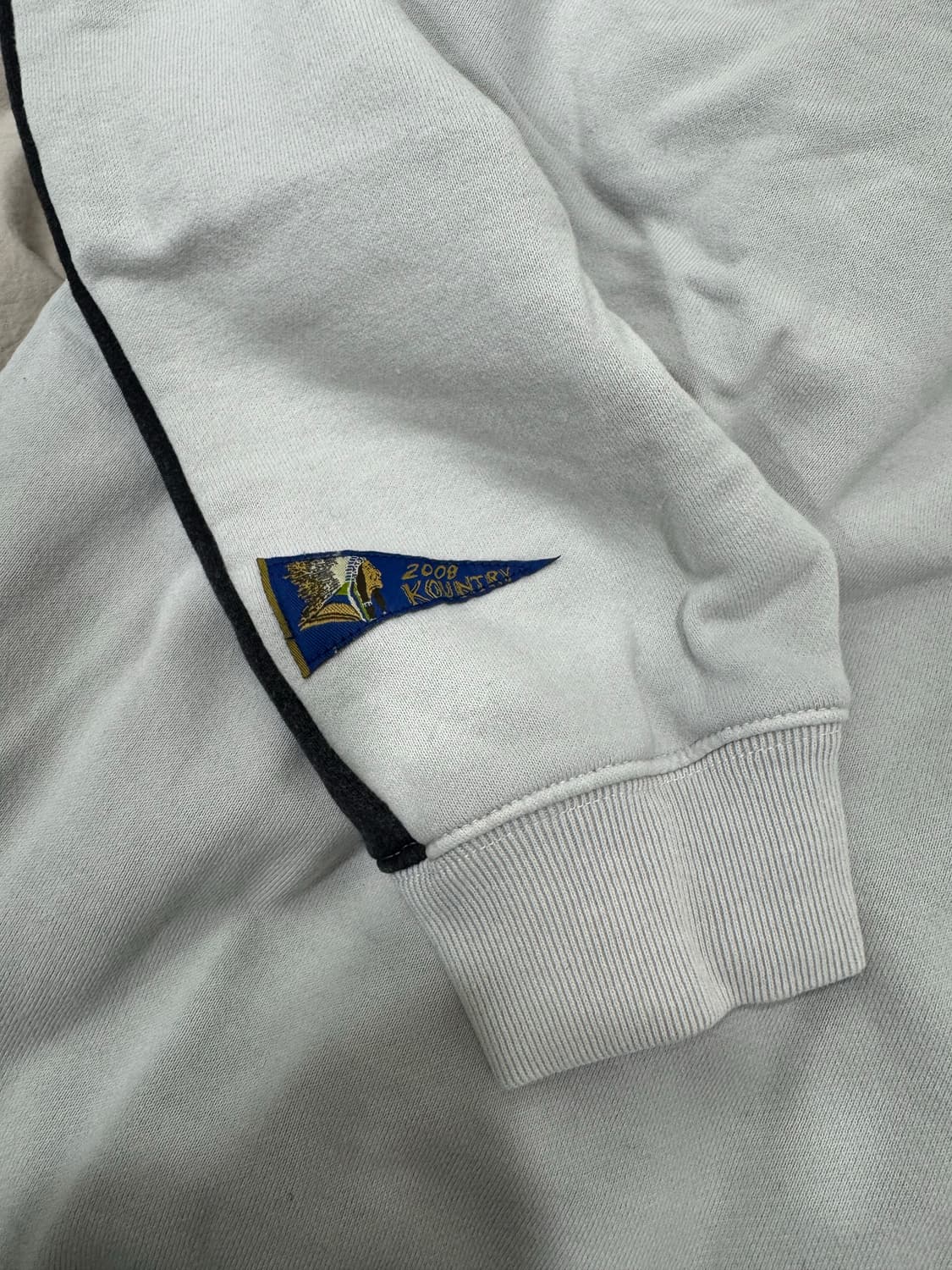 캐피탈 투톤 빅플리스 맨투맨 상품이미지2