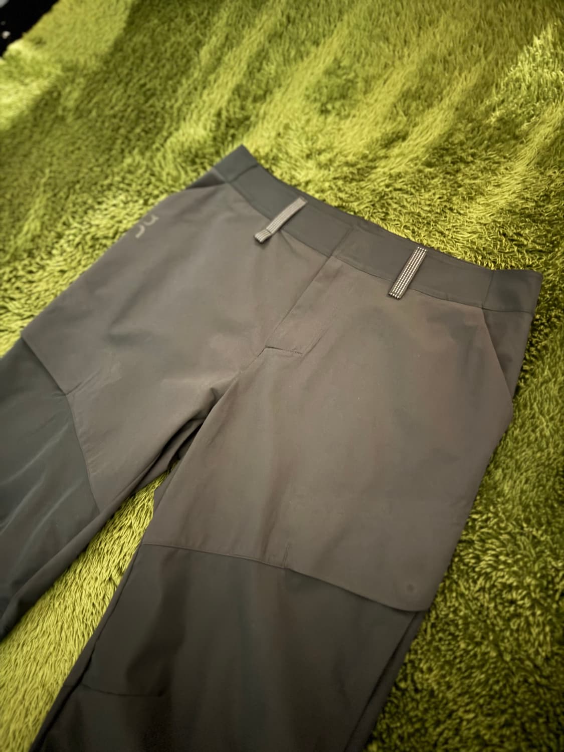 [L] ON Running 온러닝 익스플로러 테크니컬 팬츠 블랙 상품이미지2