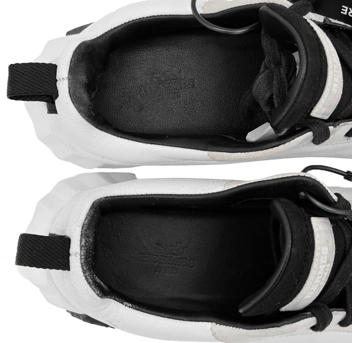 [38] 에르메스 여성 바운싱 카프스킨 스웨이드 스니커즈 블랑 누아 상품이미지10