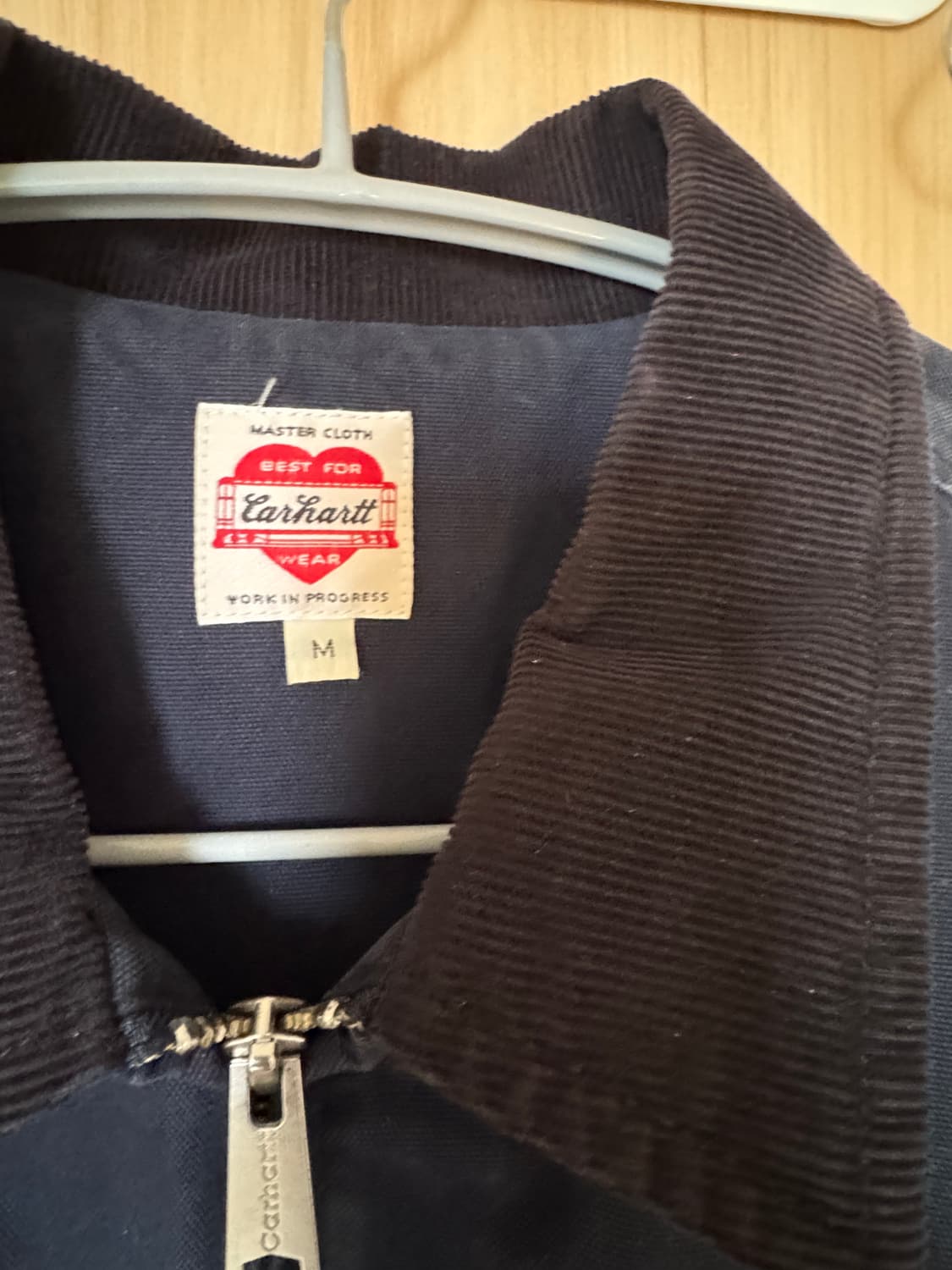 칼하트윕 도지어 봄버 판매합니다. 상품이미지3