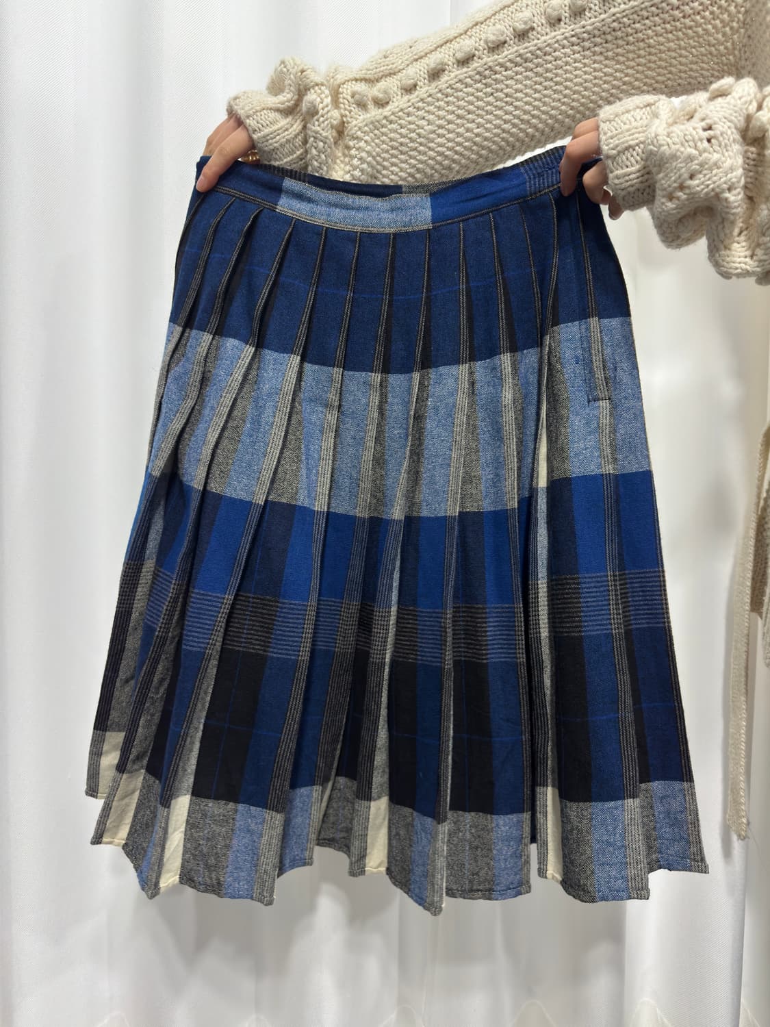check reversible pleats midi skirt 상품이미지7