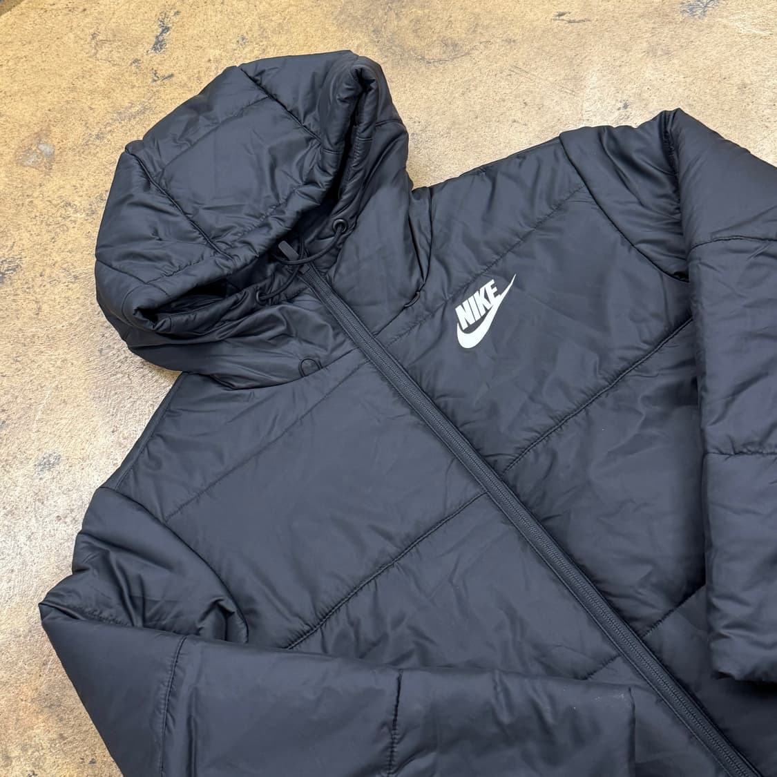 아디다스 블랙 패딩 상품이미지1