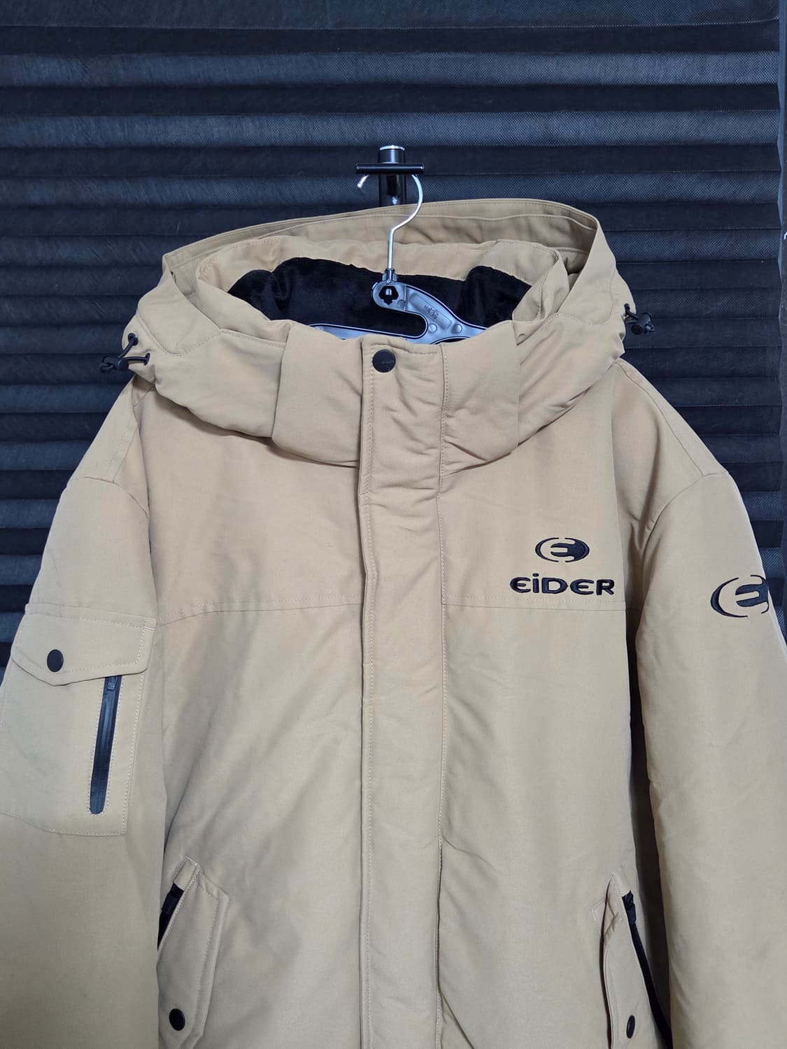 [아이더] 구스다운 숏패딩 판매합니다. 상품이미지2