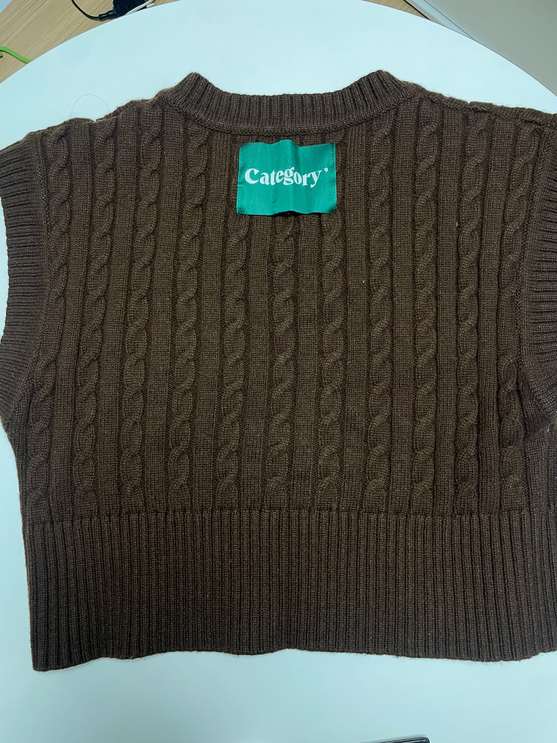 카테고리9 category9 CABLE KNIT VEST_DARK BRO 상품이미지2