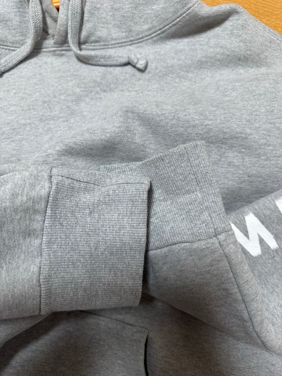 앤더슨벨 후드티 상품이미지5