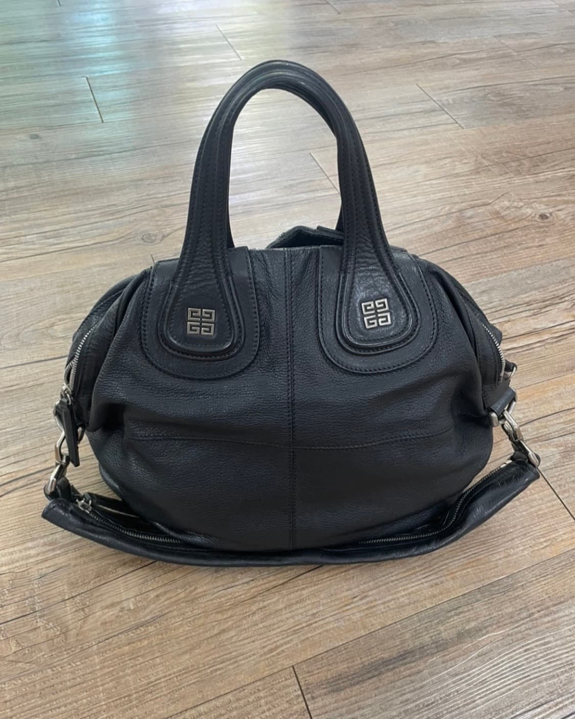 지방시 나이팅게일 백 상품이미지1